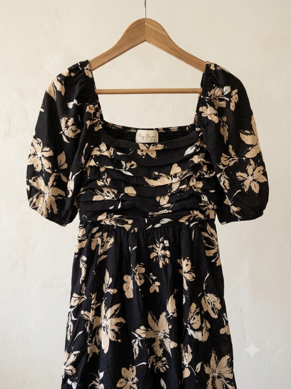 Black Cream Floral Puff Sleeve Dress Ruched Smocked Bodice Mini Cottagecore M